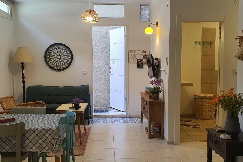 נקודת חן Apartment Shadmot Devora Luaran gambar